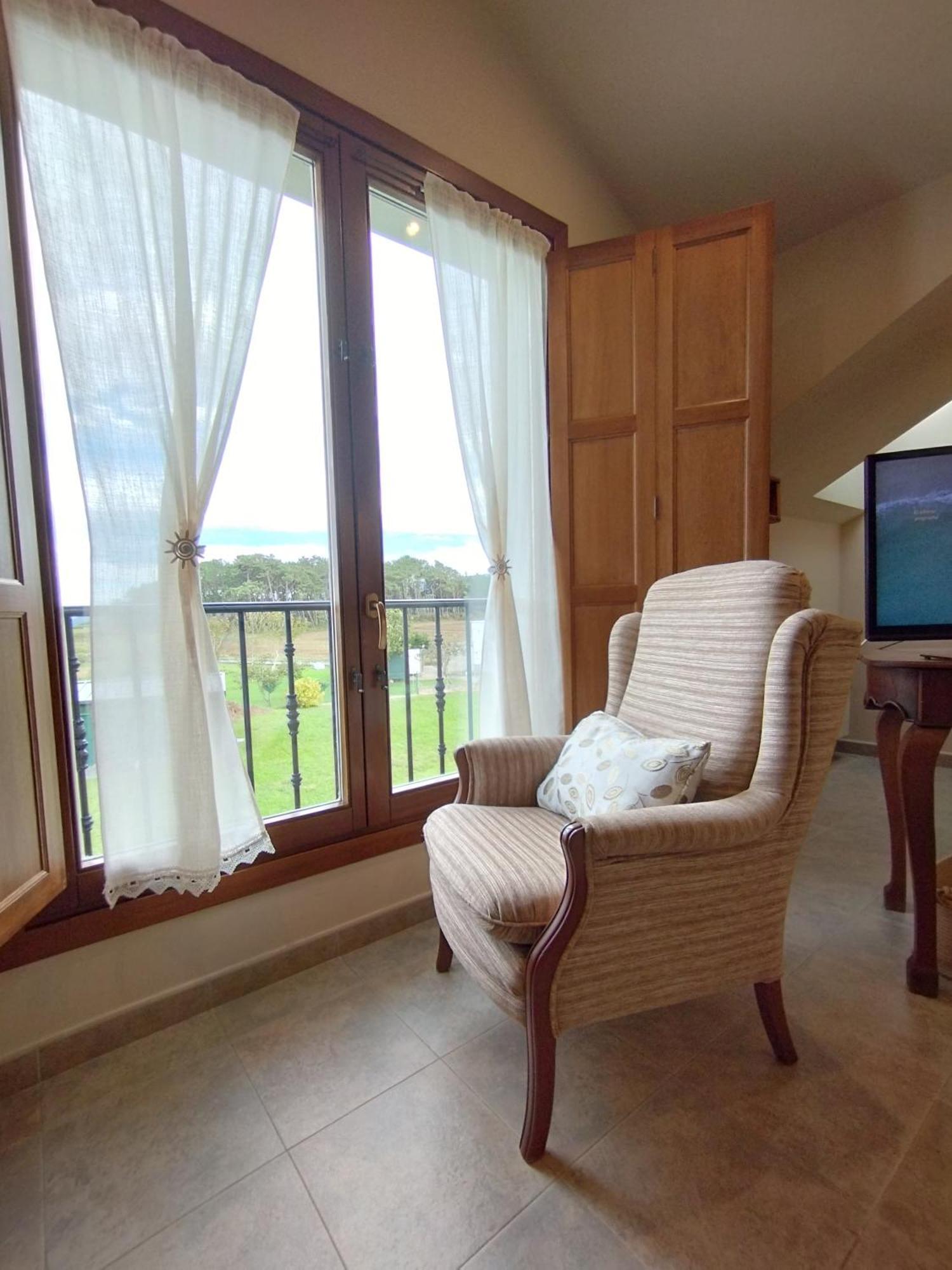 Apartamentos La Cruz de Paderne Navia Habitación foto