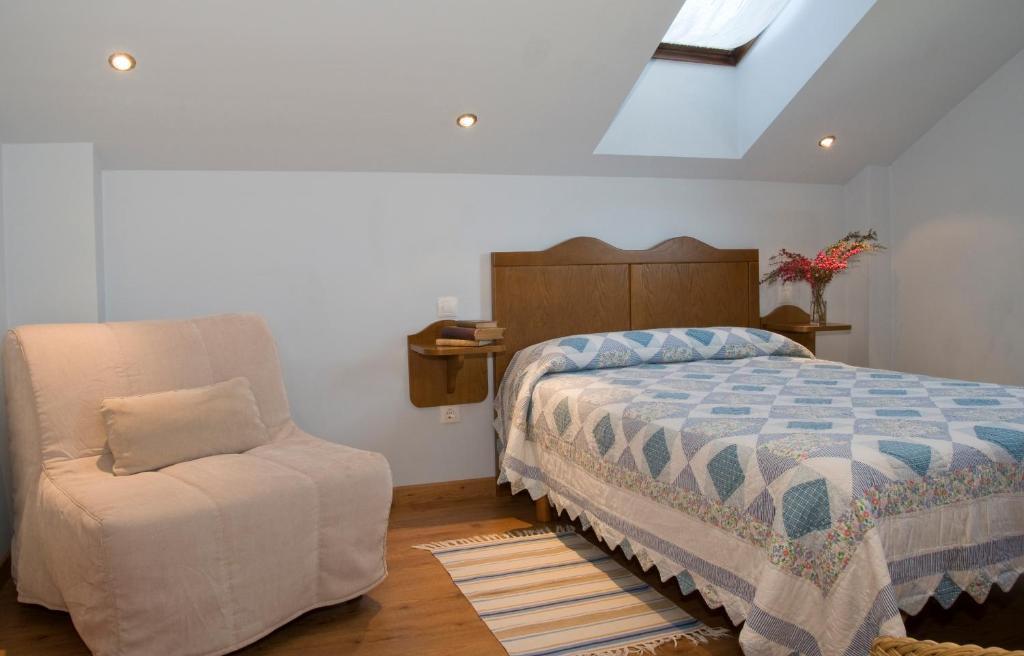 Apartamentos La Cruz de Paderne Navia Habitación foto